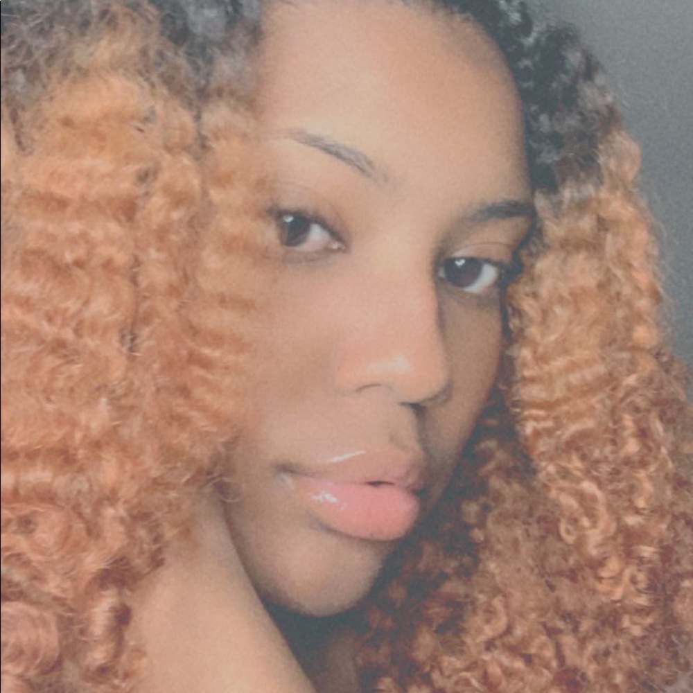 Meet your Posher, Kaitlyn